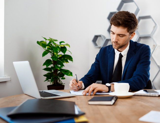 Expert Support From a Business Tax Accountant Near You
